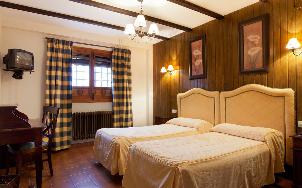 Hotel Resort Cueva Del Fraile Куенка Екстер'єр фото
